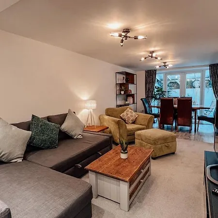 The Garden - Spacious 2 Bedroom, Central Location * Harrogate